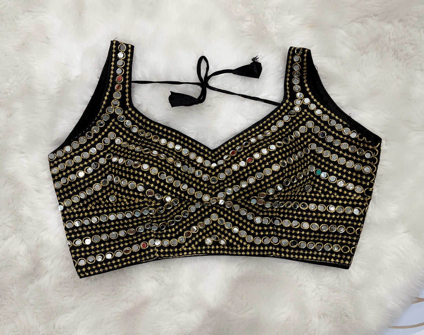 Lovely glass mirror work croptop /blouse. Hands can be attached. Size 36 and 38 is available