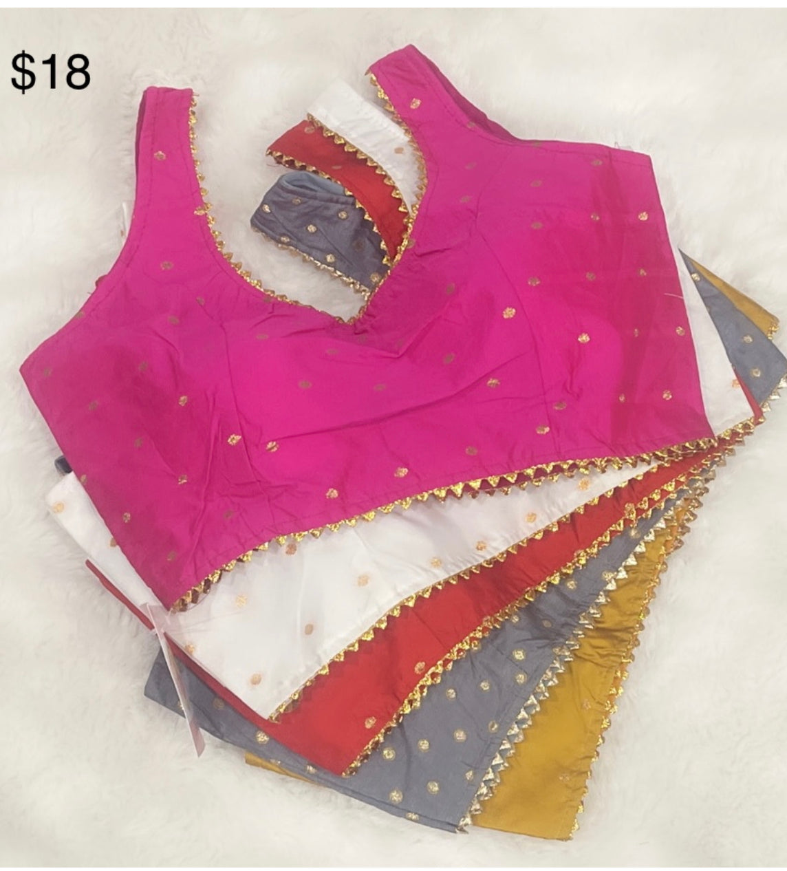 Beautiful silk croptop / blouse with hands attached inside. Available in size 36 / 38.