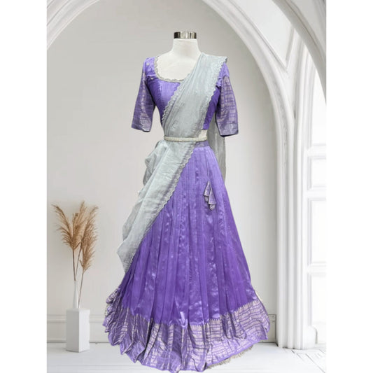Beautiful Lavender Customized Mangalagiri half sarees with intricate Maggam work blouses and dreamy tissue or Kalamkari Dupattas for pure perfection!
Available size is 36,38,40,42,44
skirt waist - 34