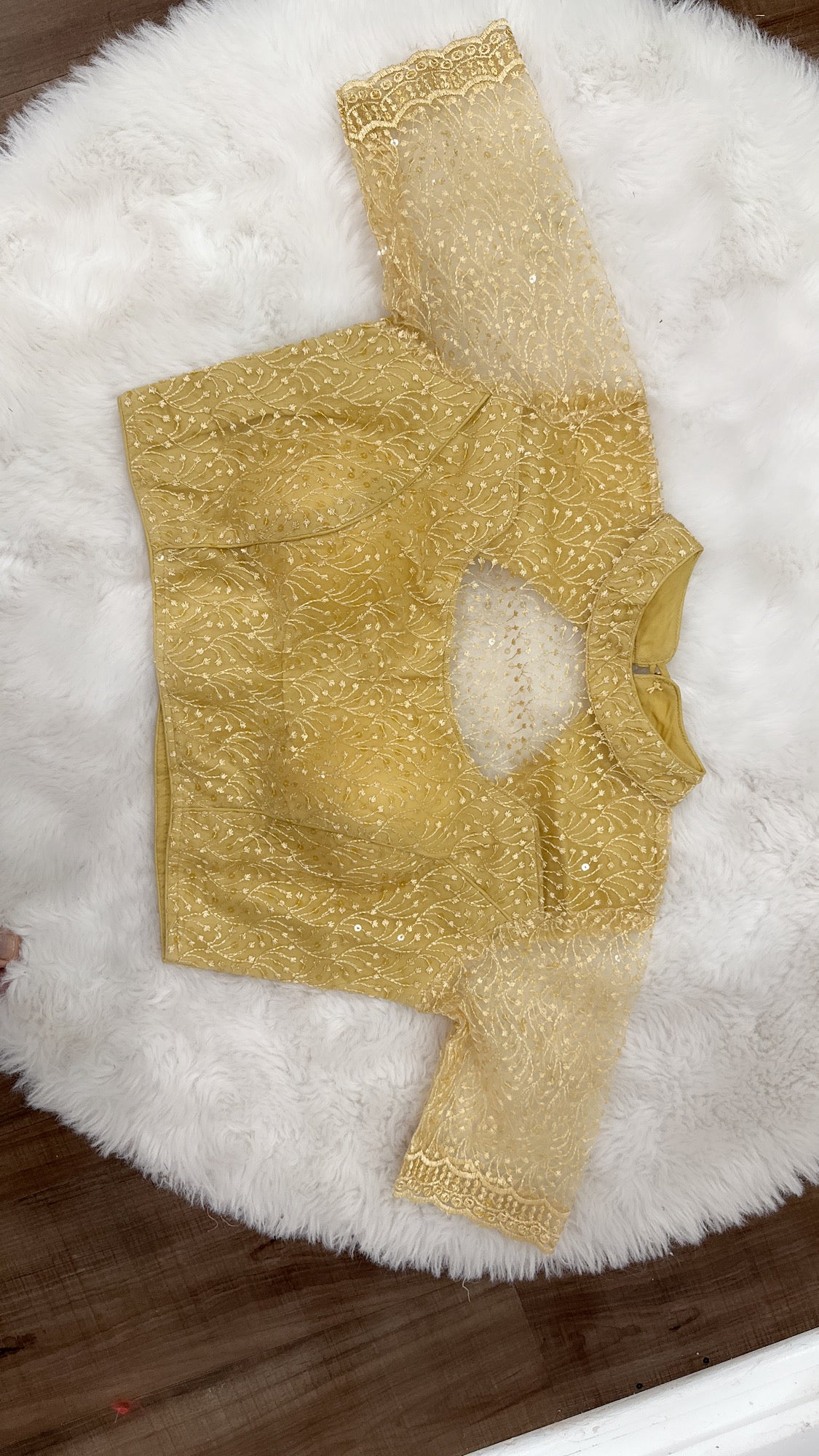 😍 Beautiful net embroidery with sequins designer party wear blouse. Available in size 38