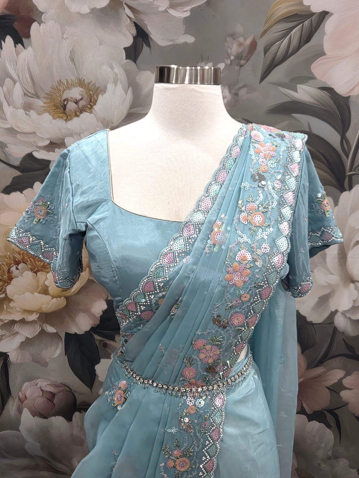 Stunning Parywear Pure Organza sequence saree intricate sequences and delicate fabric combination. Available in size 40/42 Can be altered