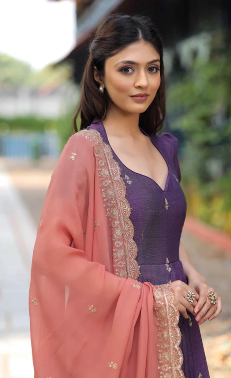 Handloom Cotton Long Dress with Zari Border and Georgette Dupatta - Size 38, Length 55 inches