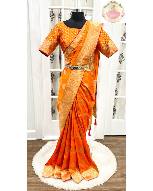 😍Beautiful Banarasi silk saree adorned with exquisite Swarovski work all over, radiating elegance and charm. Comes with elegant stitched blouse😍