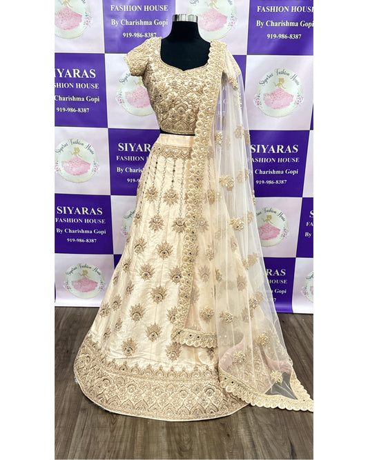 Wedding Lehanga / Bridal Lehanga 😍.