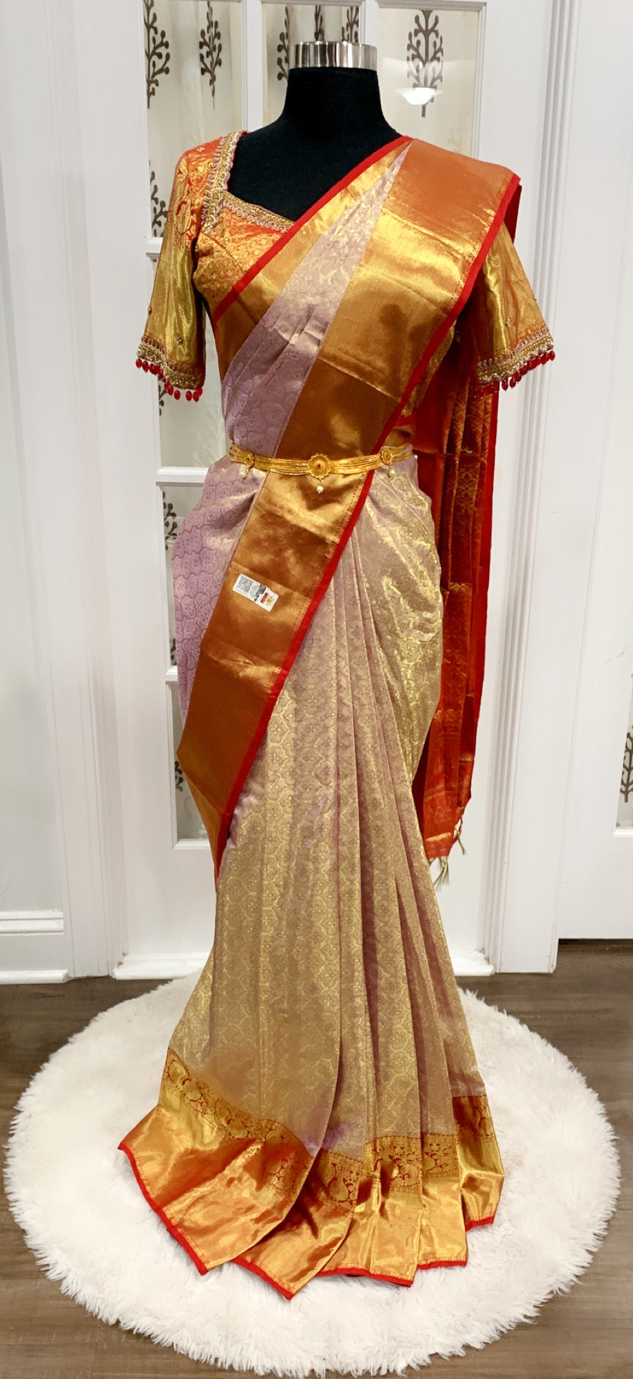 Pure Kanchi Pattu Saree in Lavender and Gold silk mark certified saree with Elegant Maggam work stitched blouse size 38 To 42