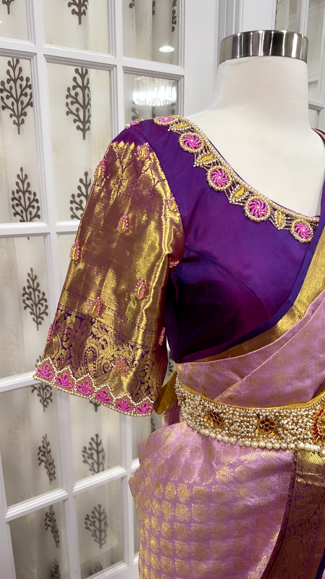 Stunning Kanchi Pattu Saree silk mark certified in Lilac and purple hues featuring exquisite Maggam work! Wedding saree