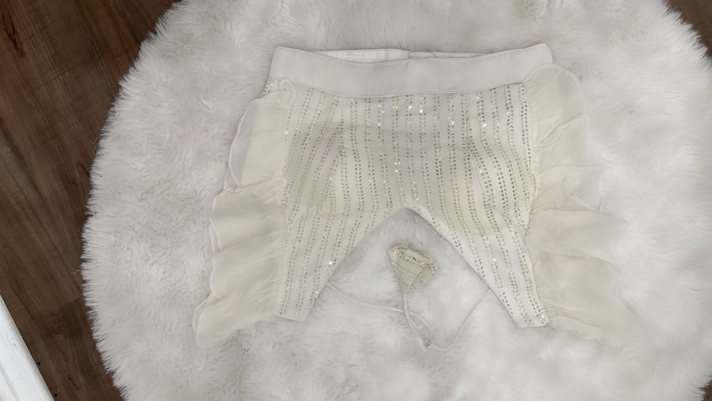 😍 Beautiful sequins raffle hand party wear blouses available in size 36 / 38
