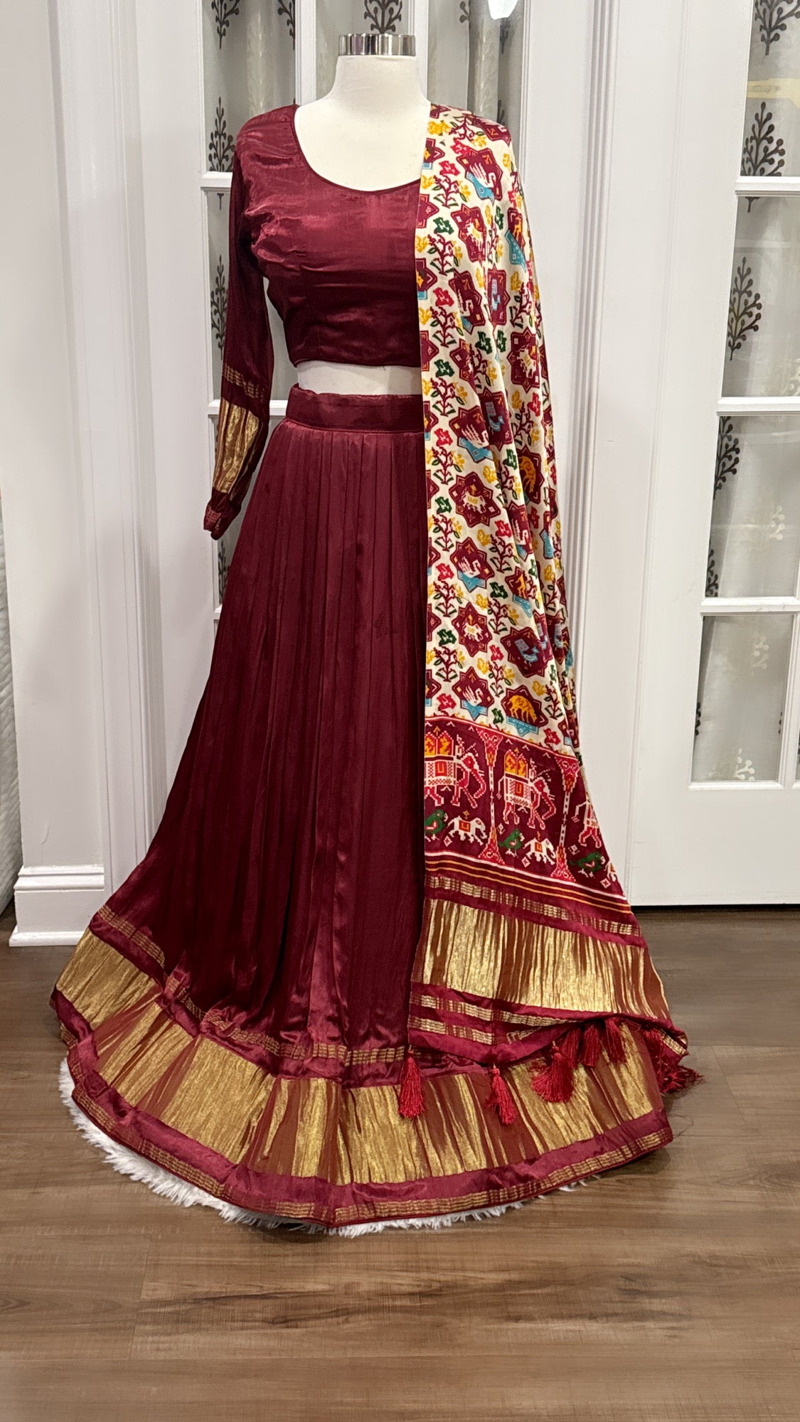 Gajji silk Lehanga/ Chaniya Choli paired with Patola Dupatta. Fits size 38 to 44