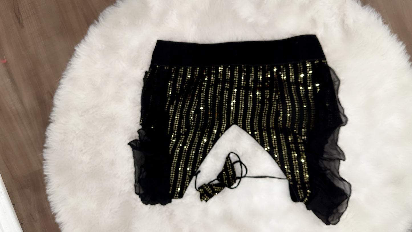 😍 Beautiful sequins raffle hand party wear blouses available in size 36 / 38