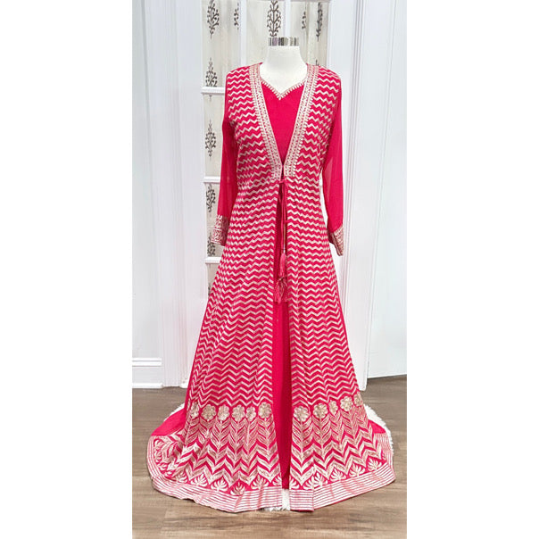 😍Beautiful Sequence Fuschia pink jacket style lehanga perfect for party wear😍. Fits size 40