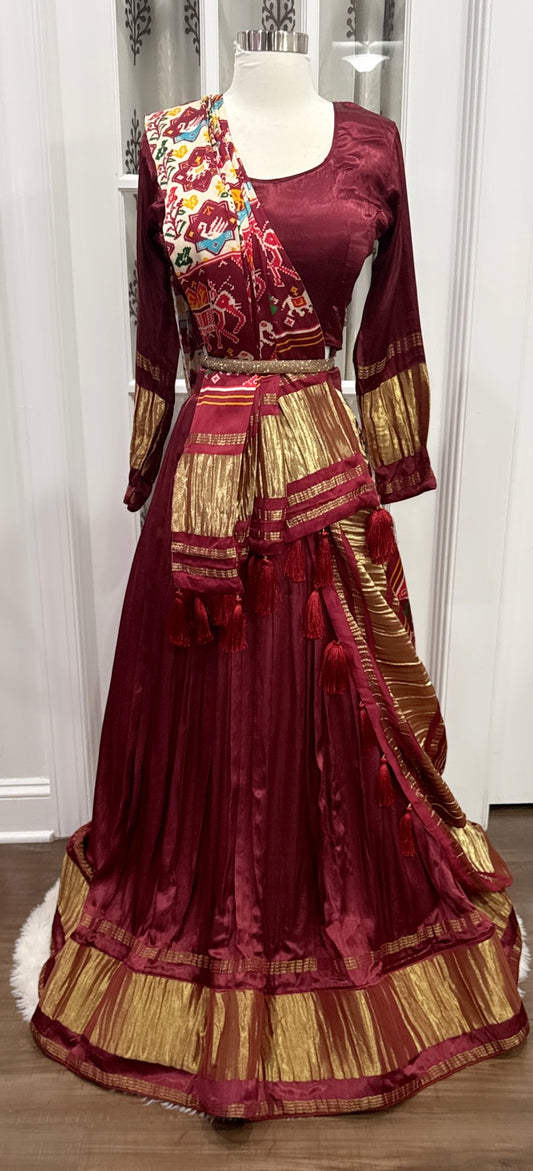 Gajji silk Lehanga/ Chaniya Choli paired with Patola Dupatta. Fits size 38 to 44