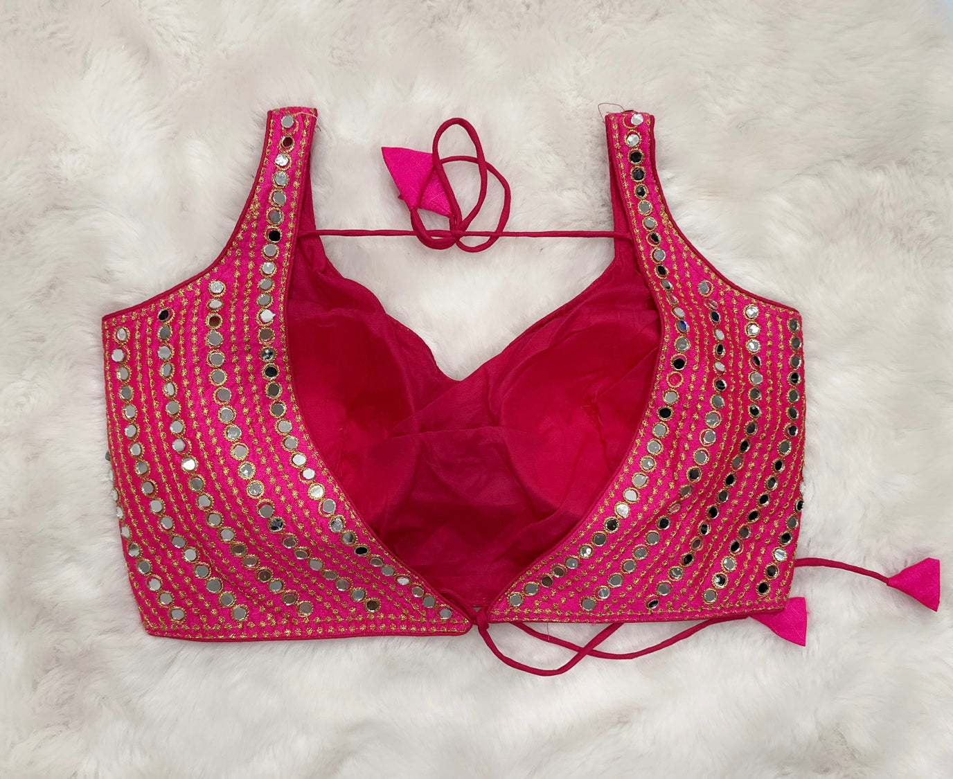 Lovely glass mirror work croptop /blouse. Hands can be attached. Size 36 and 38 is available