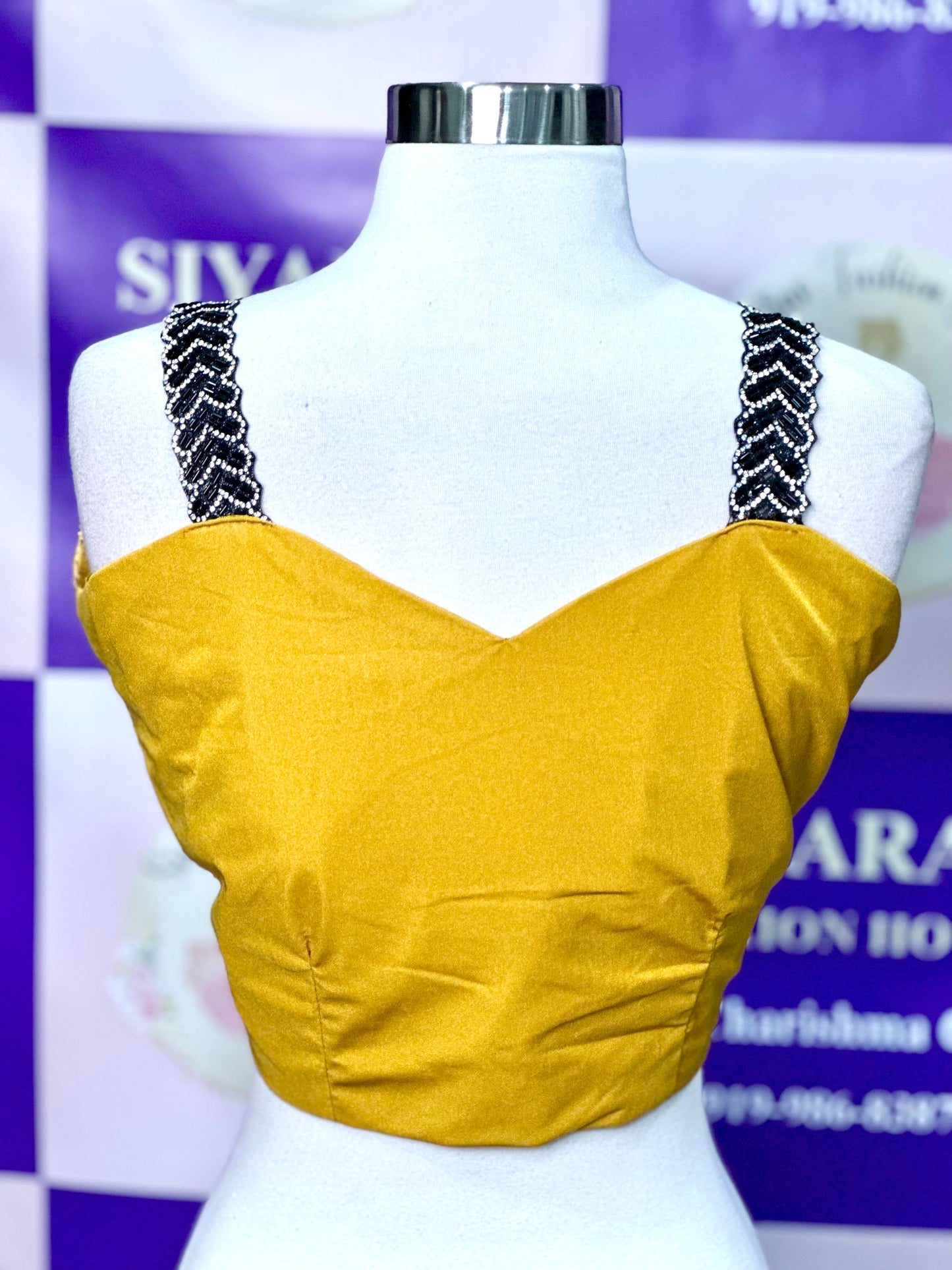 Lovely ready to wear one minute saree perfect party wear for any occasion. Available in size 38 and 40.