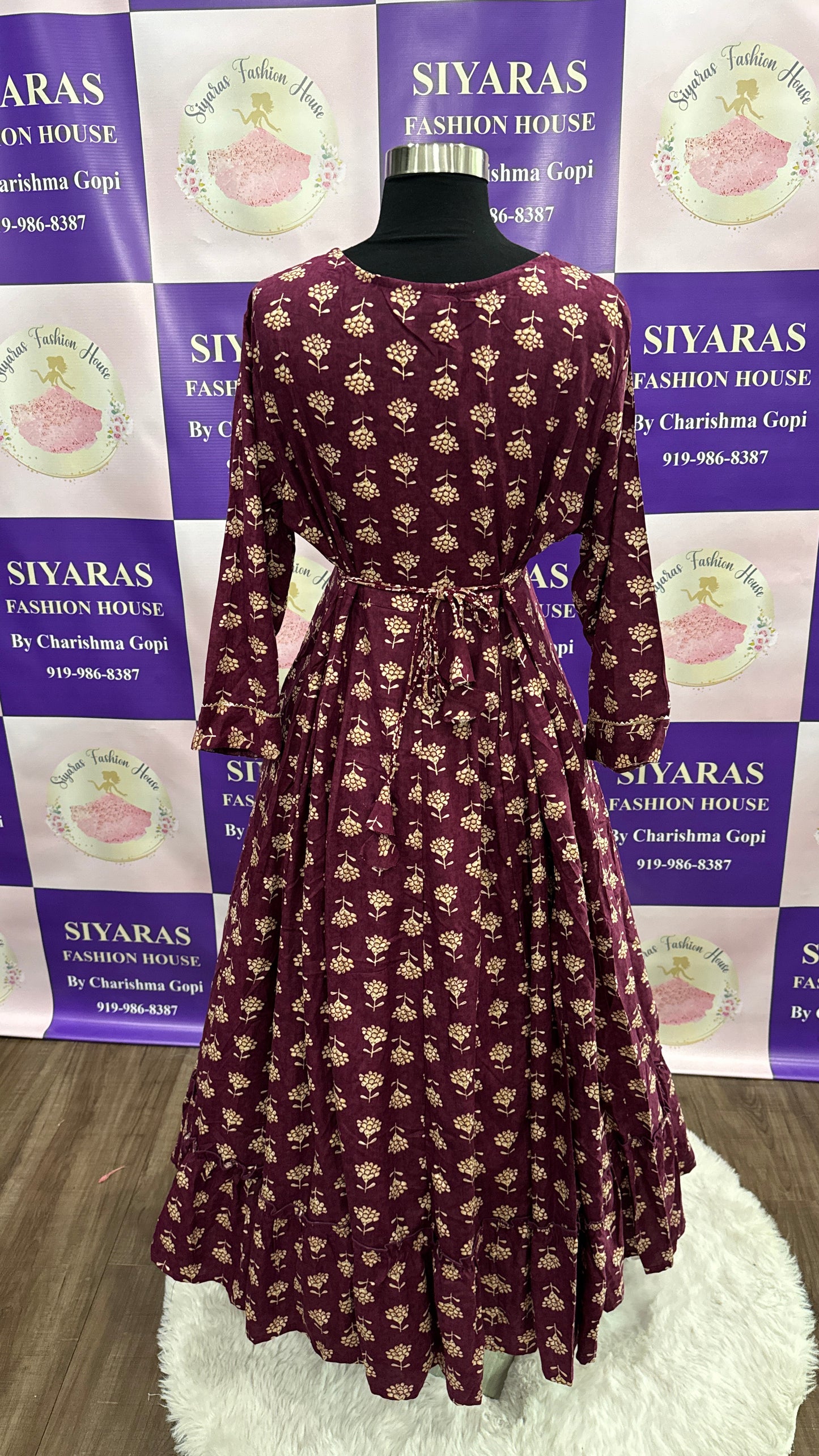 Casual wear rayon gown in size 38/40/42/44. Gown length is 50 inch