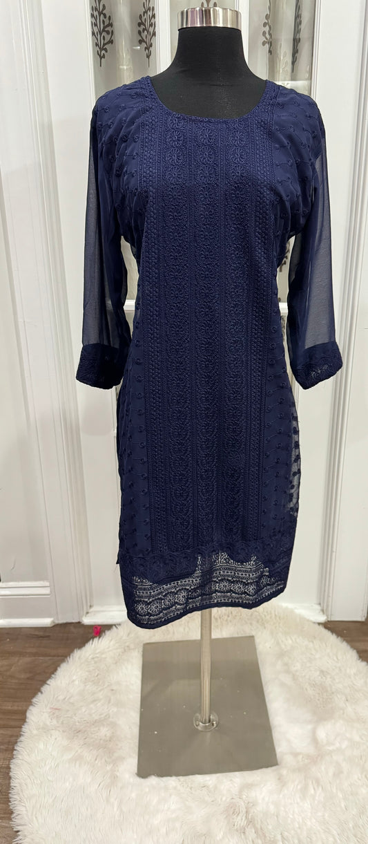 Chikankari kurti in gorgette fabric. Fits size 40