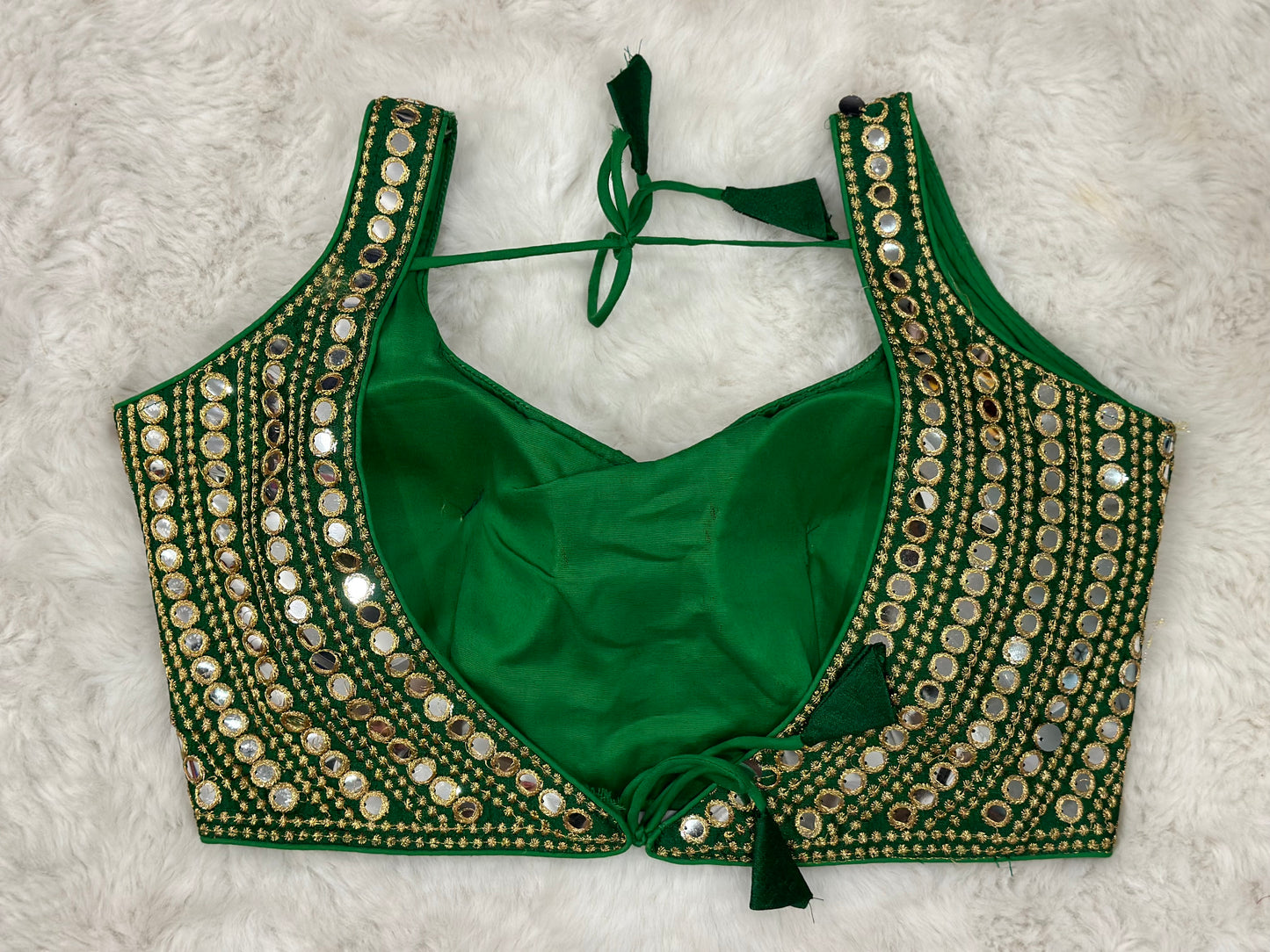 Lovely Gotta foil mirror work croptop /blouse. Hands can be attached. Size 36 and 38 is available