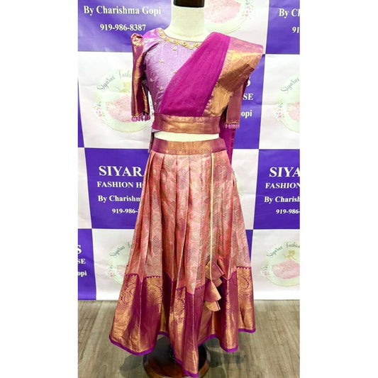 beautiful girls kanchi Pattu Lehanga with hand work too and detachable pallu 4- 7 yrs chest 28 in fully stitched girls dress USA ready 2 ship