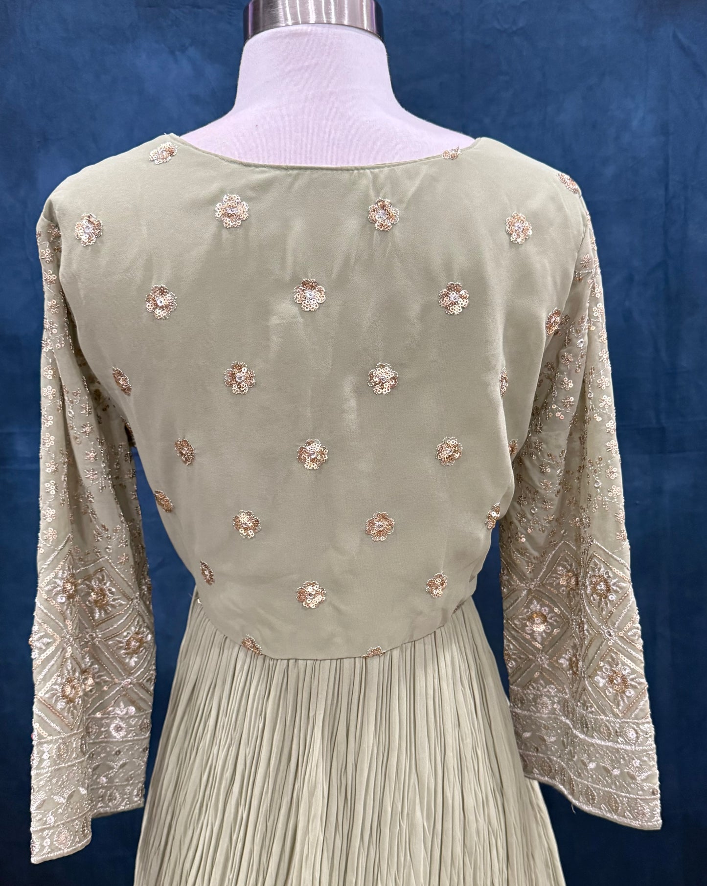 Beautiful Party wear gown perfect for Mehendi , birthday, wedding events. Available in size 44 inches and Can be altered if needed.