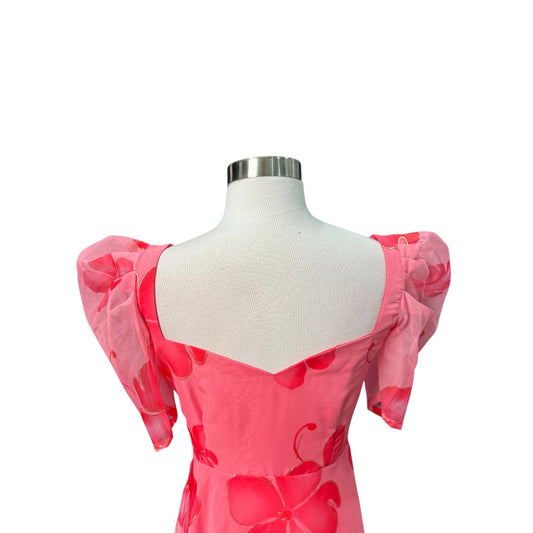 Customized Organza summer frocks.
Soft pastels, floral dreams. Available in size 34