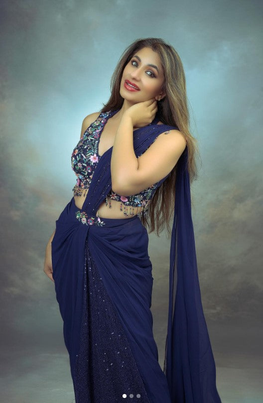 Gorgeous Ready to wear saree/ Drape ready saree in Georgette Sequence and heavy hand work on blouse size 38 PARTYWEAR WEDDING