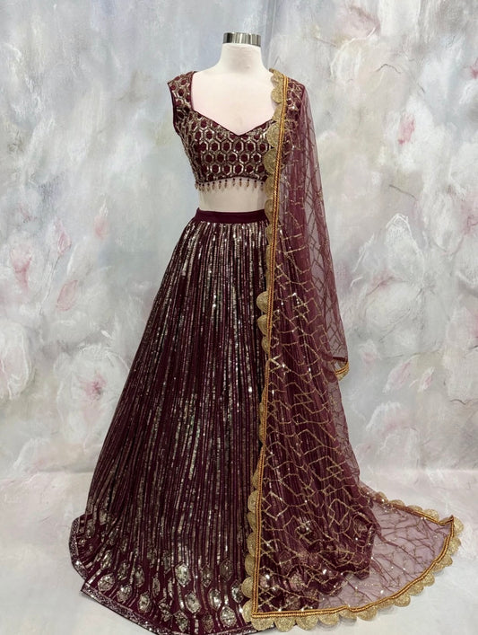Stunning Partywear Sequence Lehanga in a rich and elegant look 💃✨ Featuring beautiful all-over shimmer, intricate detailing, and a glamorous finish! 💫
Perfect for Partywear | Reception | Sangeet | Wedding Celebrations 💕👑
📏 Size: 36/38