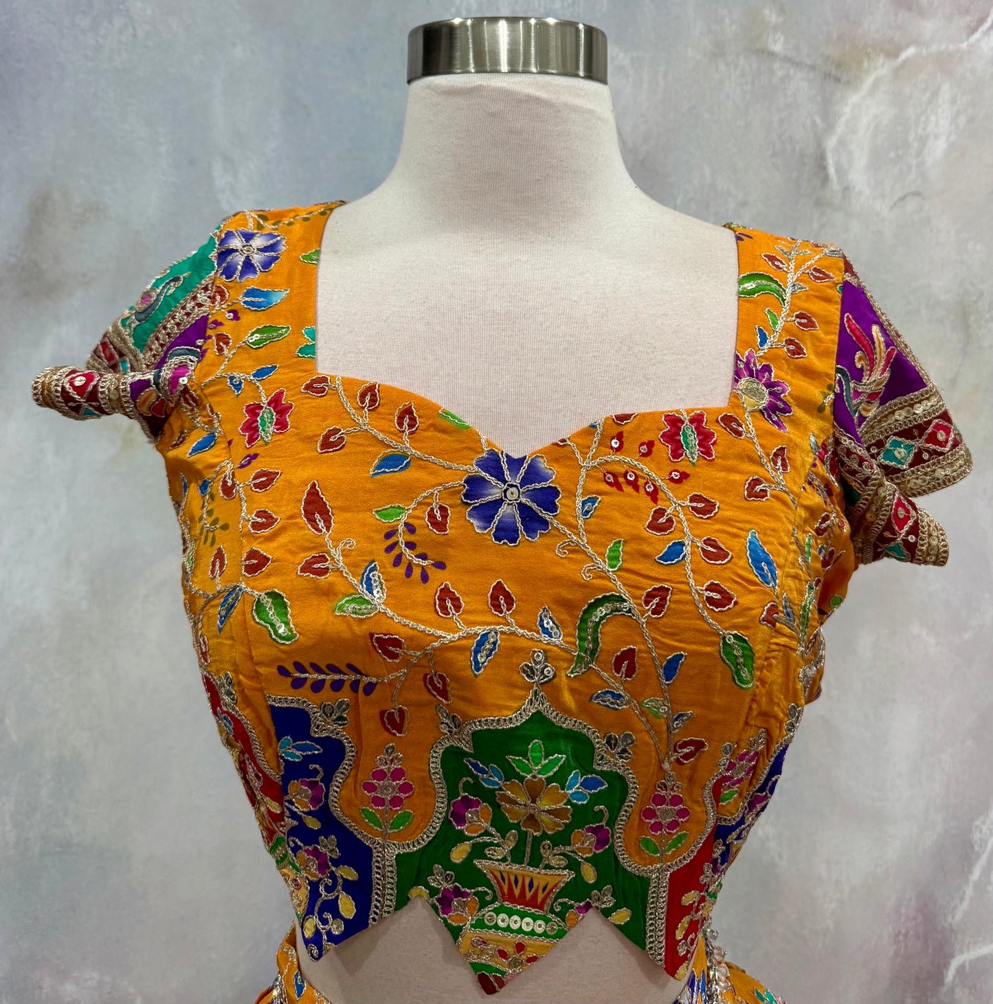 Beautiful Customized Position Print Designer Lehenga. Perfect for weddings, festive.                      Available in chest size 40 to 46.       Skirt waist 32 to 34.