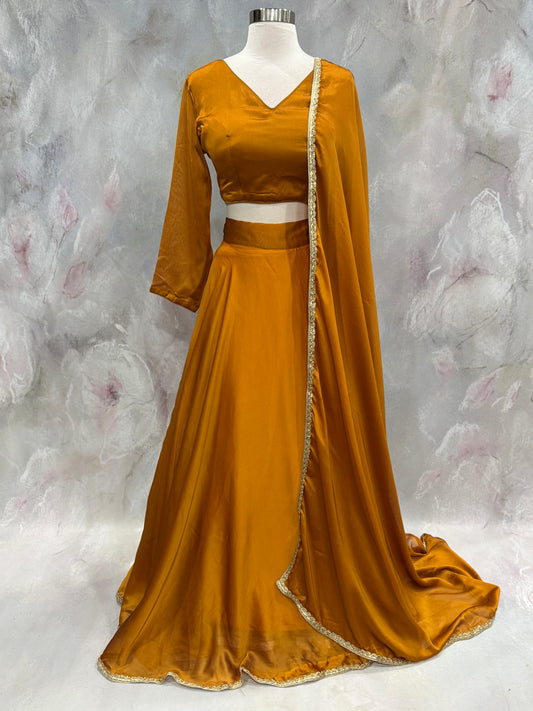 Beautiful mustard yellow Silk lightweiight Lehanga choli with  lace border dupatta  size 38-42 ready to ship