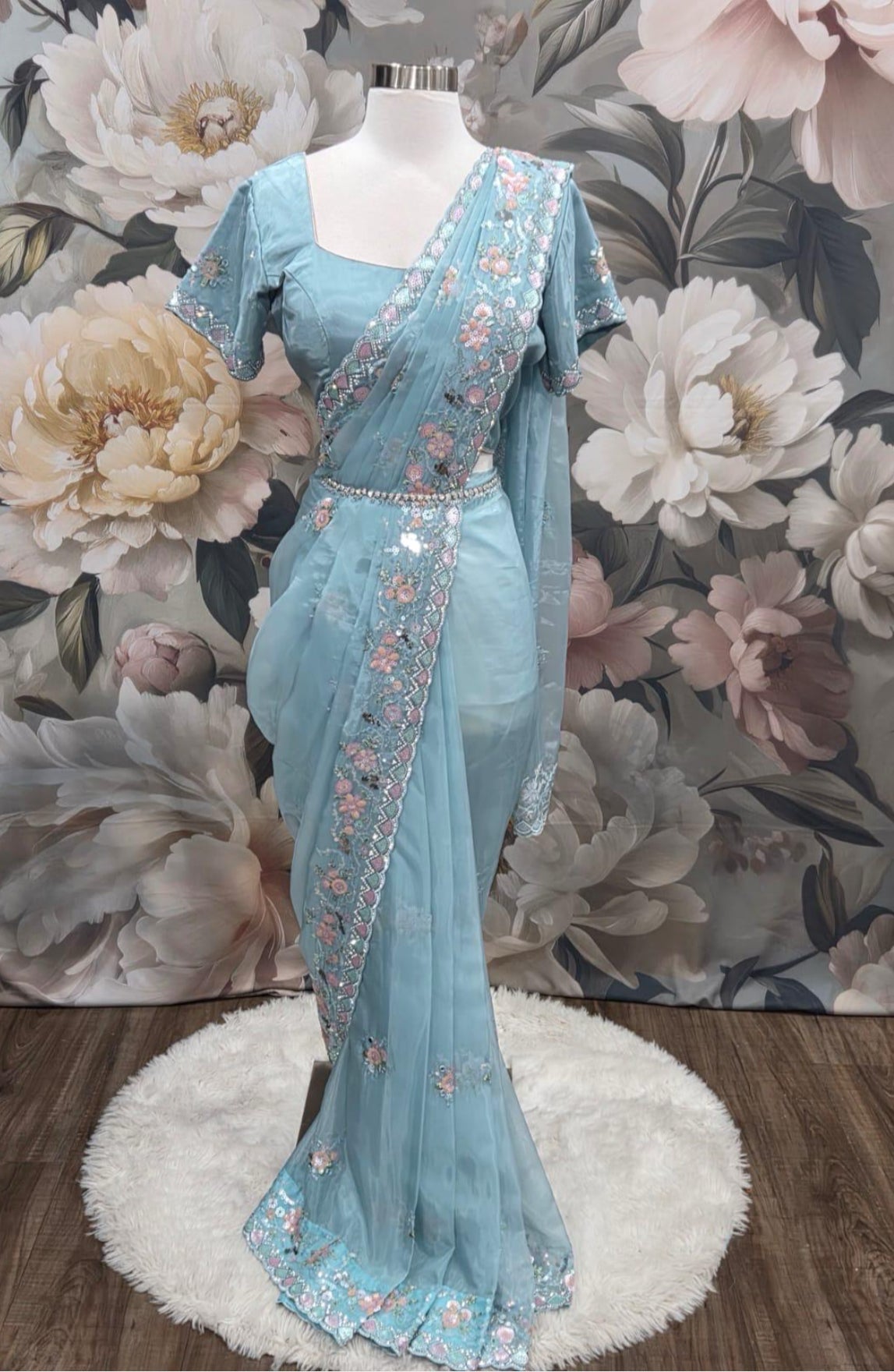 Stunning Parywear Pure Organza sequence saree intricate sequences and delicate fabric combination. Available in size 40/42 Can be altered