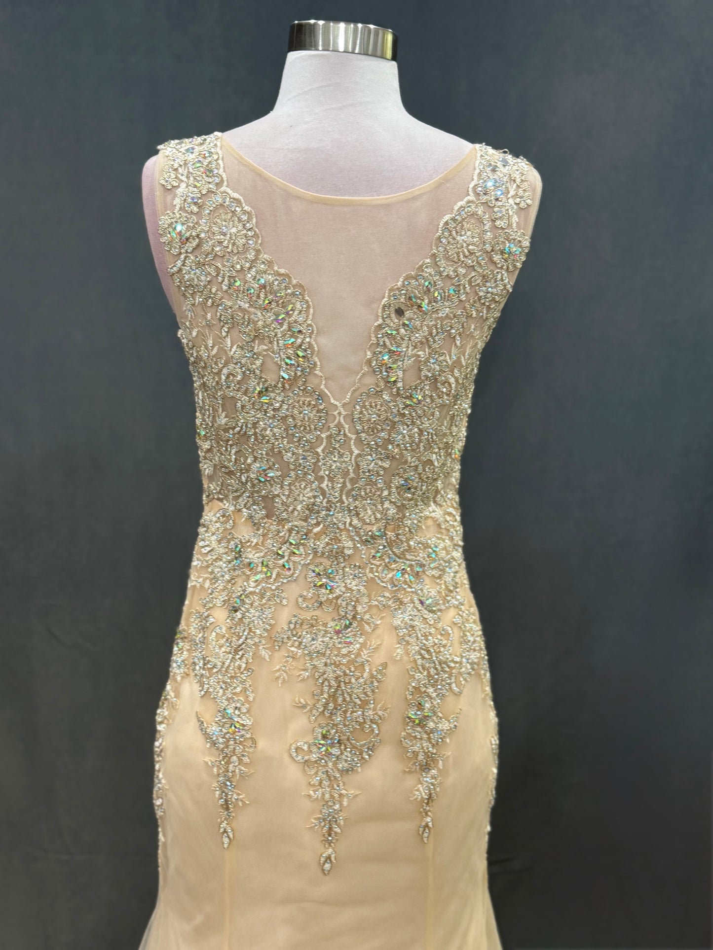 Beautiful Beaded and embroidery  Evening fish cut style gown with trail on the backside 32