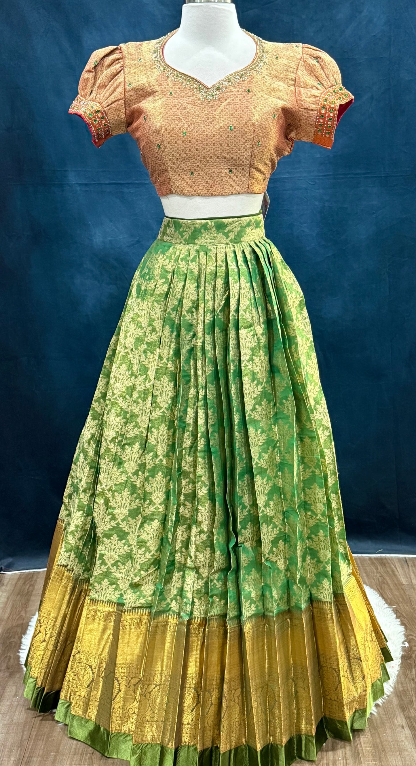 Beautiful Banarasi traditional lehenga. Perfect for Festive, wedding and half Saree events. Available in size 36/ 38 upto 40