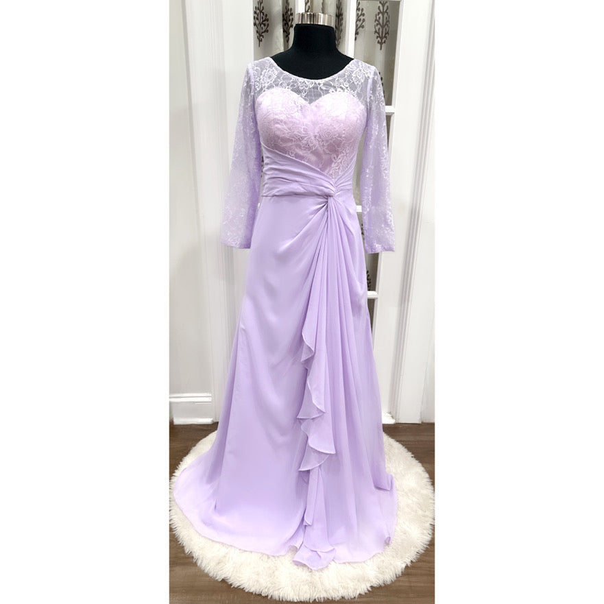 Beautiful Bridesmaid dress/ evening party wear long gown.
Size available is 32 inch.