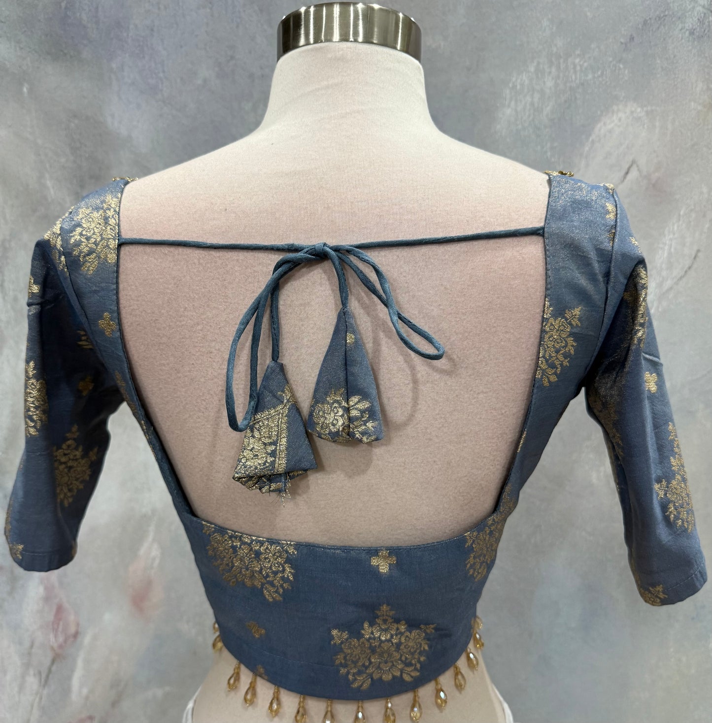 😍Steal the spotlight in this breathtaking blue wedding & partywear lehenga, adorned with intricate golden zari work. Timeless elegance crafted for your special moments😍. Fits size 40 to 42