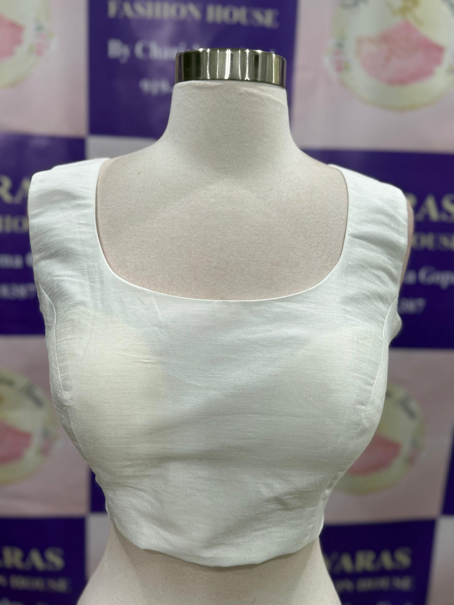 Beautiful Bhandini Partywear Saree perfect for any occasion. White blouse available in size 38 and 42.