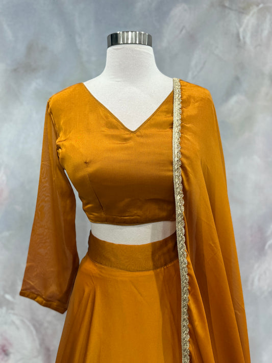 Beautiful mustard yellow Silk lightweiight Lehanga choli with  lace border dupatta  size 38-42 ready to ship