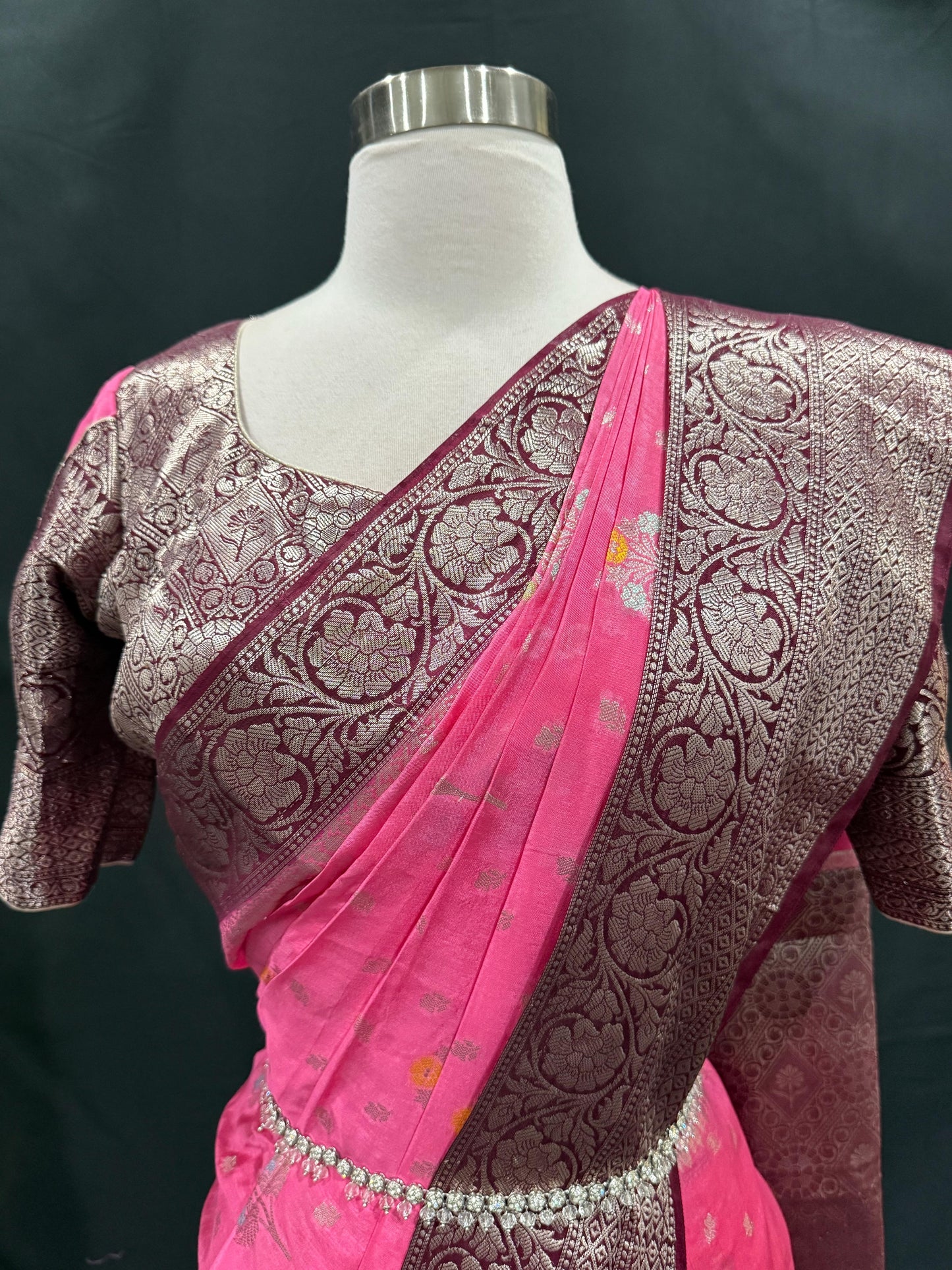 Beautiful Traditional Raw Mango Silk Saree.  Light weight and easy to drape saree. Available in size 38 to 42.