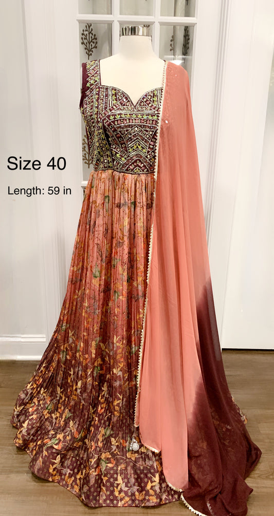 Elegant Georgette Partywear Long Gown with Intricate Hand Work on Yoke | Size 38| Sleeves attached 

Size 38 in
length: 59 in