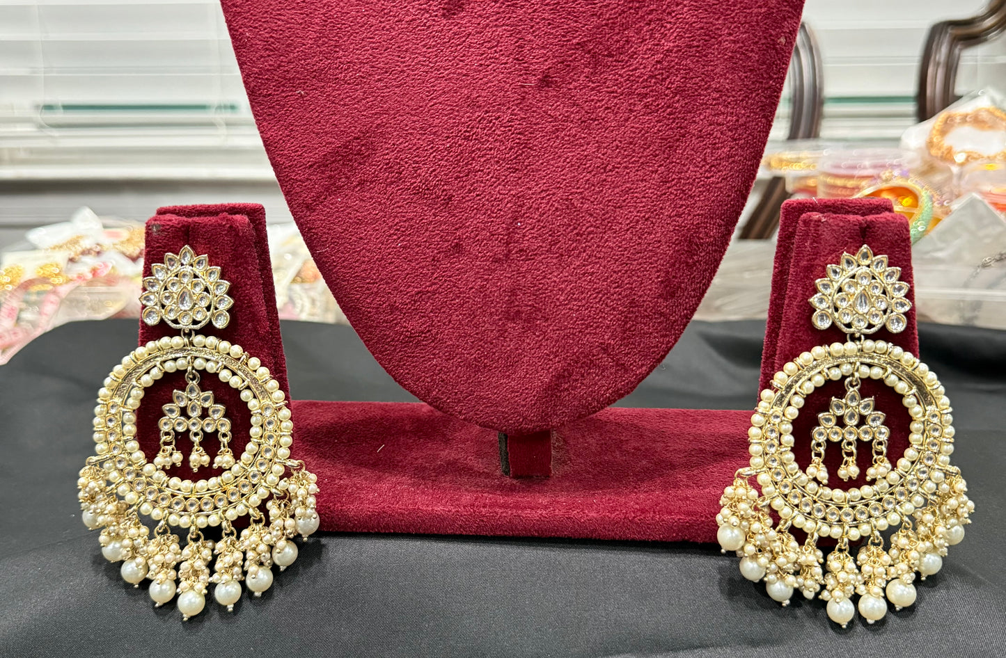 Beautiful Chand Bani ready to style for any occasion. Ready to ship from US.