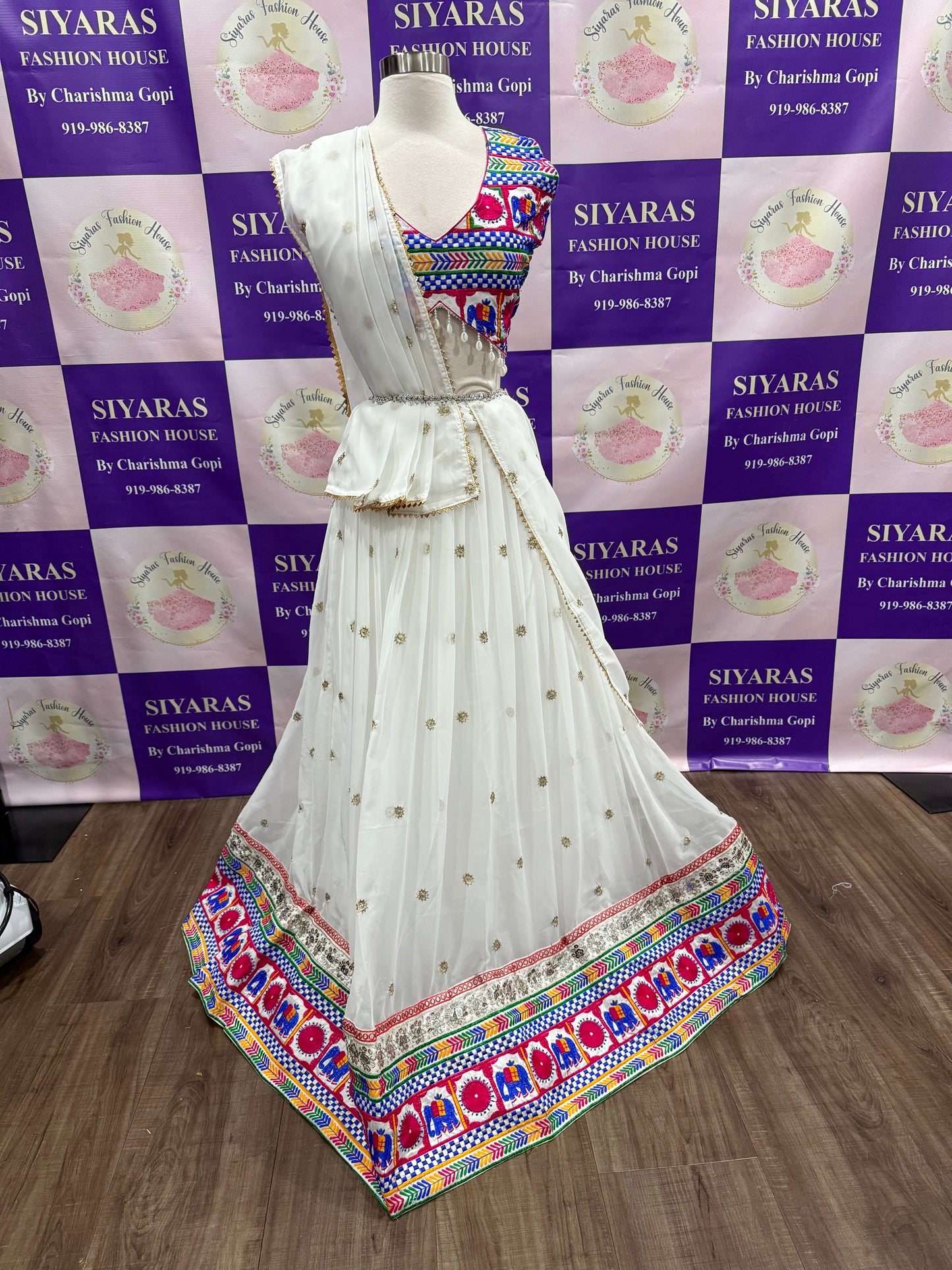 Beautiful chaniya choli perfect for Garba. Available in size 36 to 40. Can be altered to your size.