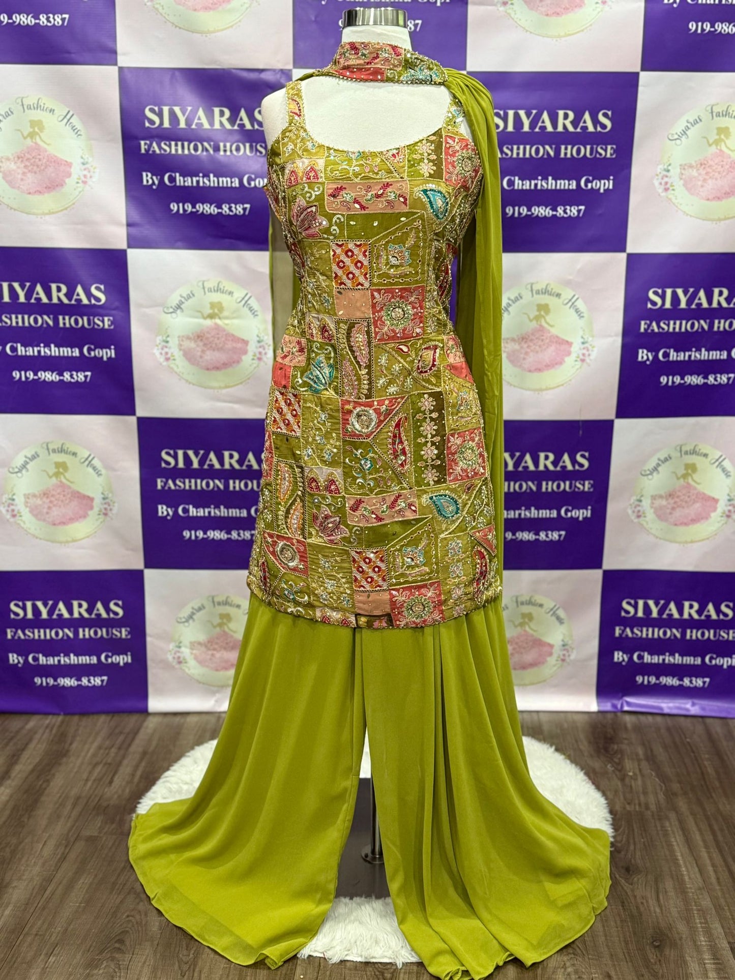 Beautiful 3 piece Palazzo suit set. Available in size 40 ( Large )