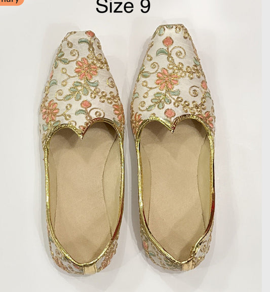 Handmade Indian Wedding Mens  fancy majori Shoes Jutiya Elegant looking for Men size 9 Instock|Mens Jutiya|  Ready to ship from NC