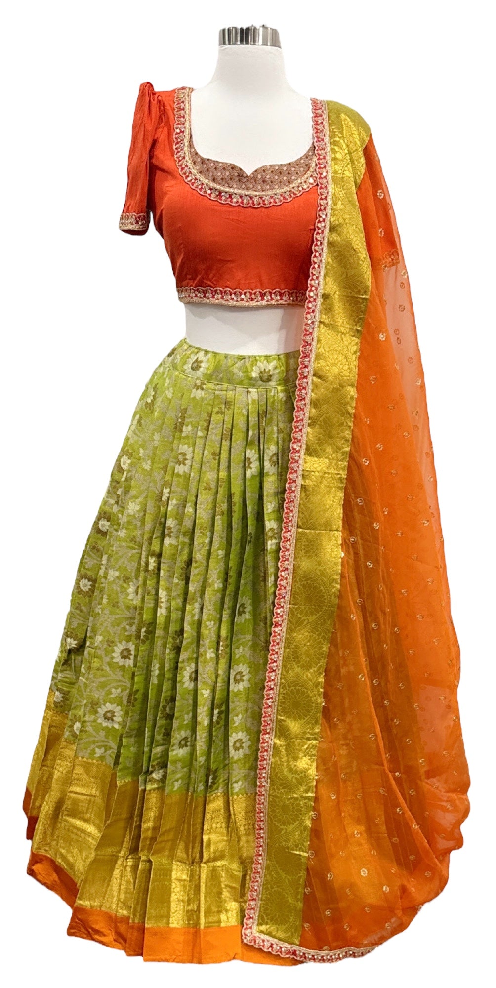 Teens Festive Pattu  Langa Vini Lehanga party wear dress with embroidered size 38