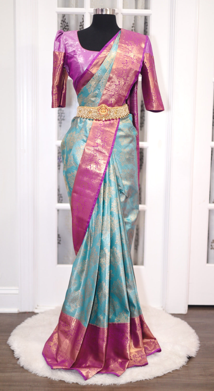 Beautiful Kanchi Pattu saree in charming combo of cyan blue and dark magenta combo with stitched blouse fits 36-42.