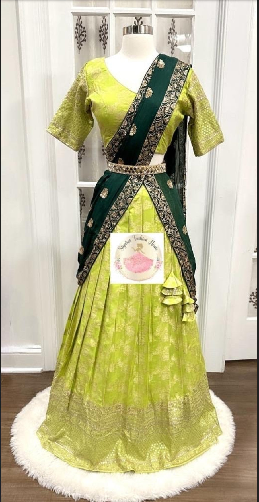 Beautiful half saree/langa Voni  lehanga for wedding or Partywear Lehanga size 36-38 ready  to ship