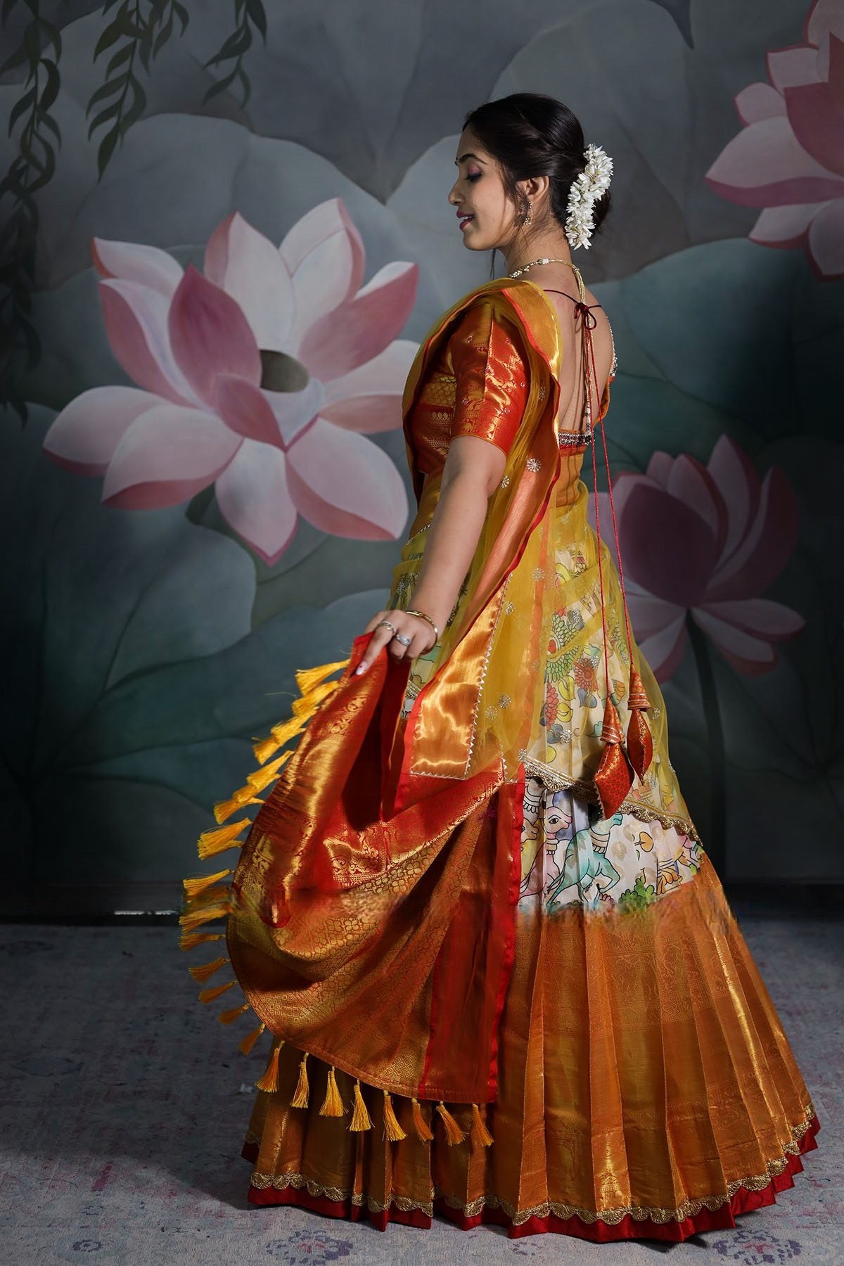 Indian Women Green Poly Silk Big border Work Fancy Designer Saree - Indian  Women Fashions Pvt Ltd - 3420867