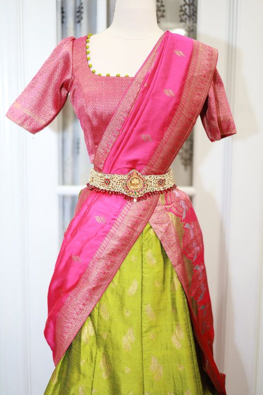 Gorgeous pure Banarasi lehanga/ Half saree with self weaving design Dupatta Wedding | teen lehanga| Size 36 + 4 | Bollywood Lehanga