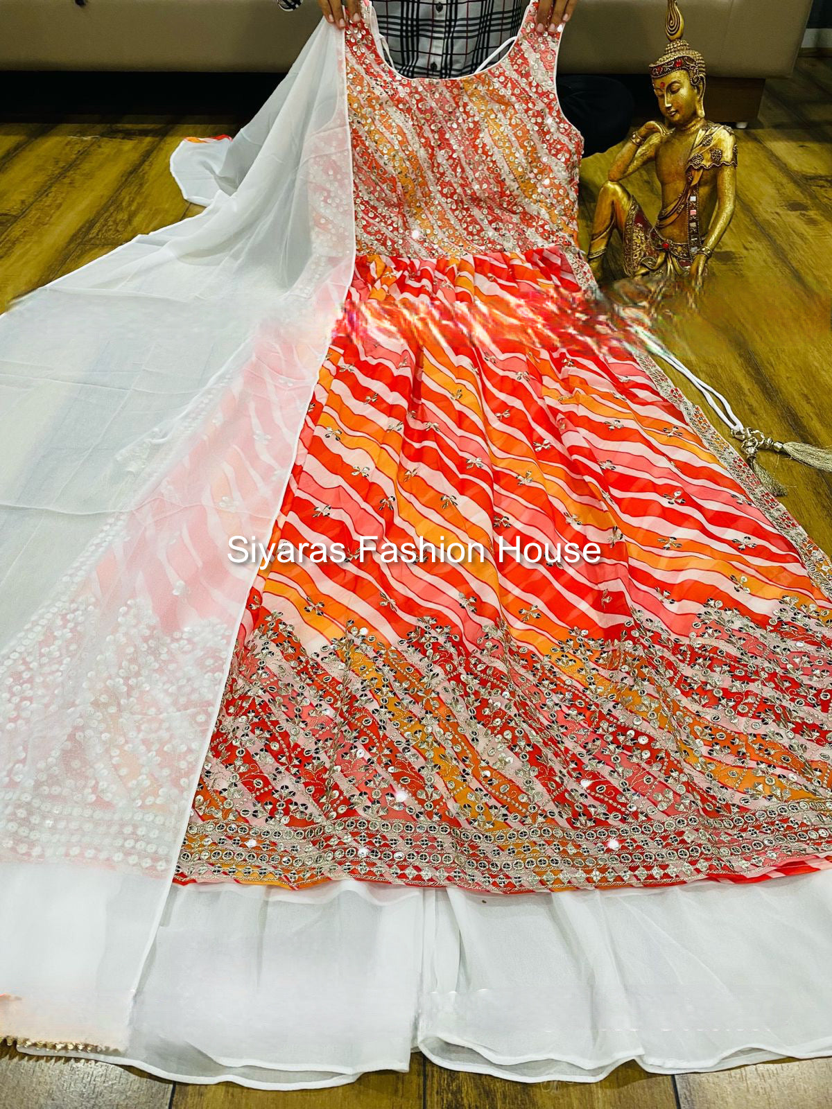 Beautiful kurti with sharara. Embellished with hand work. | Stylish short  dresses, Dresses with leggings, Designer dresses indian
